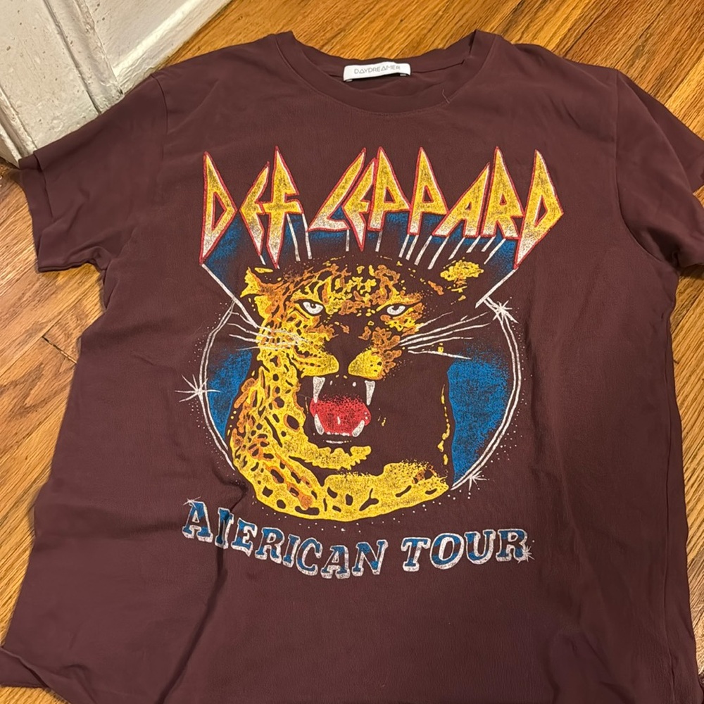 Daydreamer Def Leppard  Tee